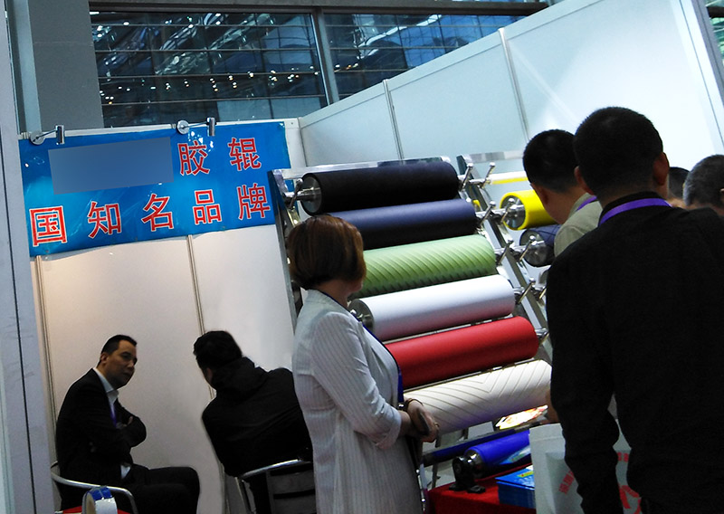 硅膠膠輥實(shí)物 硅膠膠輥實(shí)物